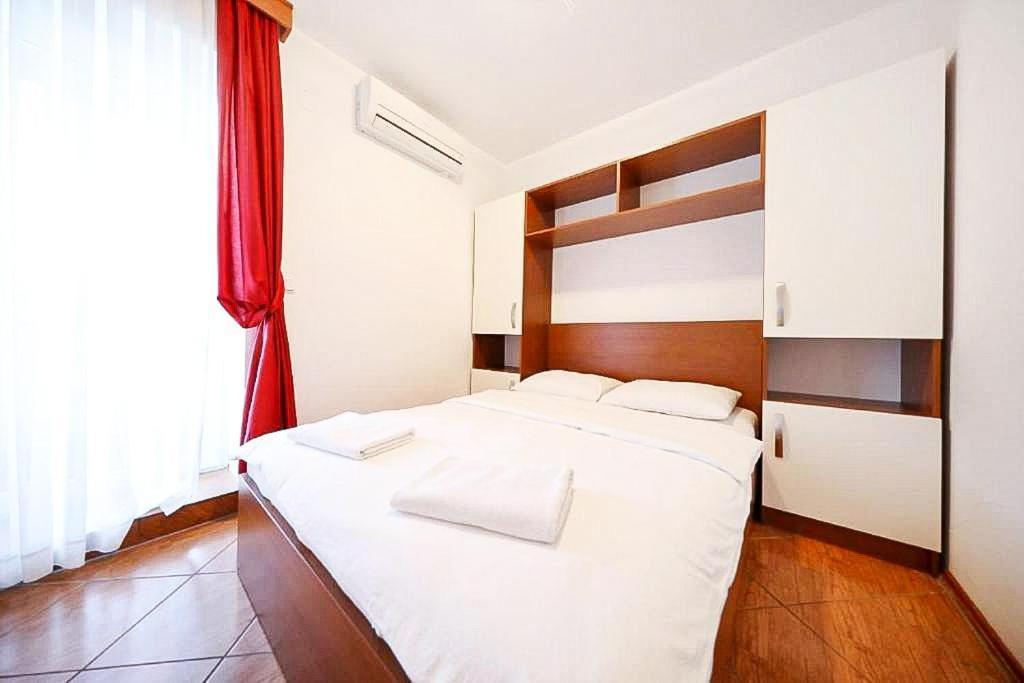 Apartmani "Jadran" Паг Екстер'єр фото