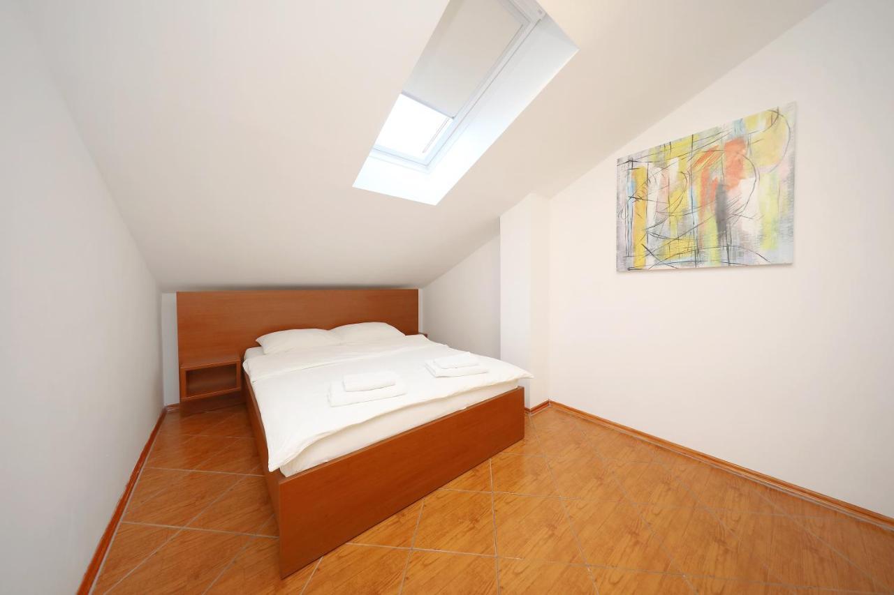 Apartmani "Jadran" Паг Екстер'єр фото