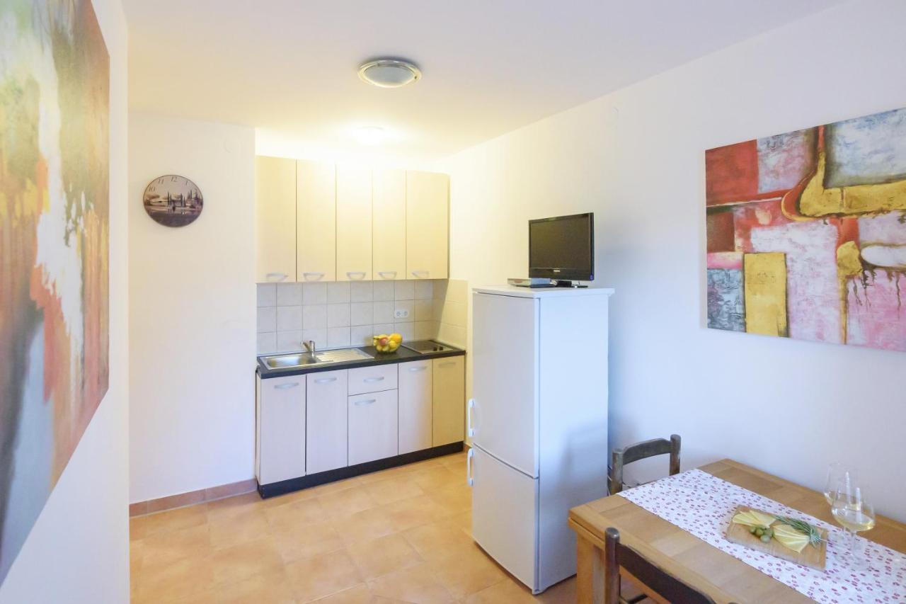 Apartmani "Jadran" Паг Екстер'єр фото